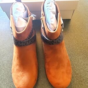 Michael Michael Kors Emma Kincaid Carmel Sz. 5 Booties